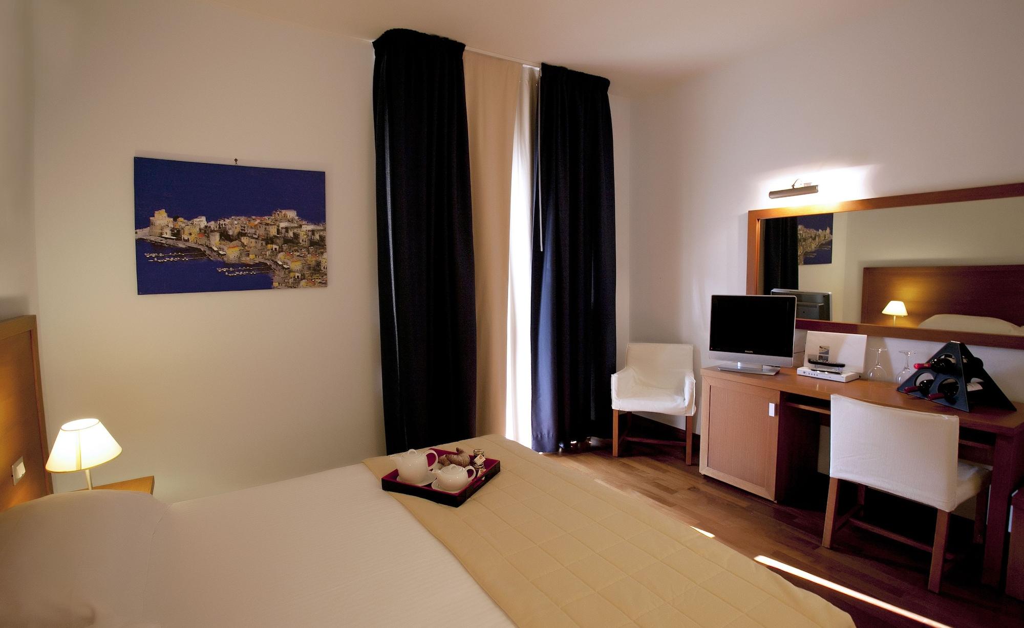 Hotel Tiziano Trapani Luaran gambar